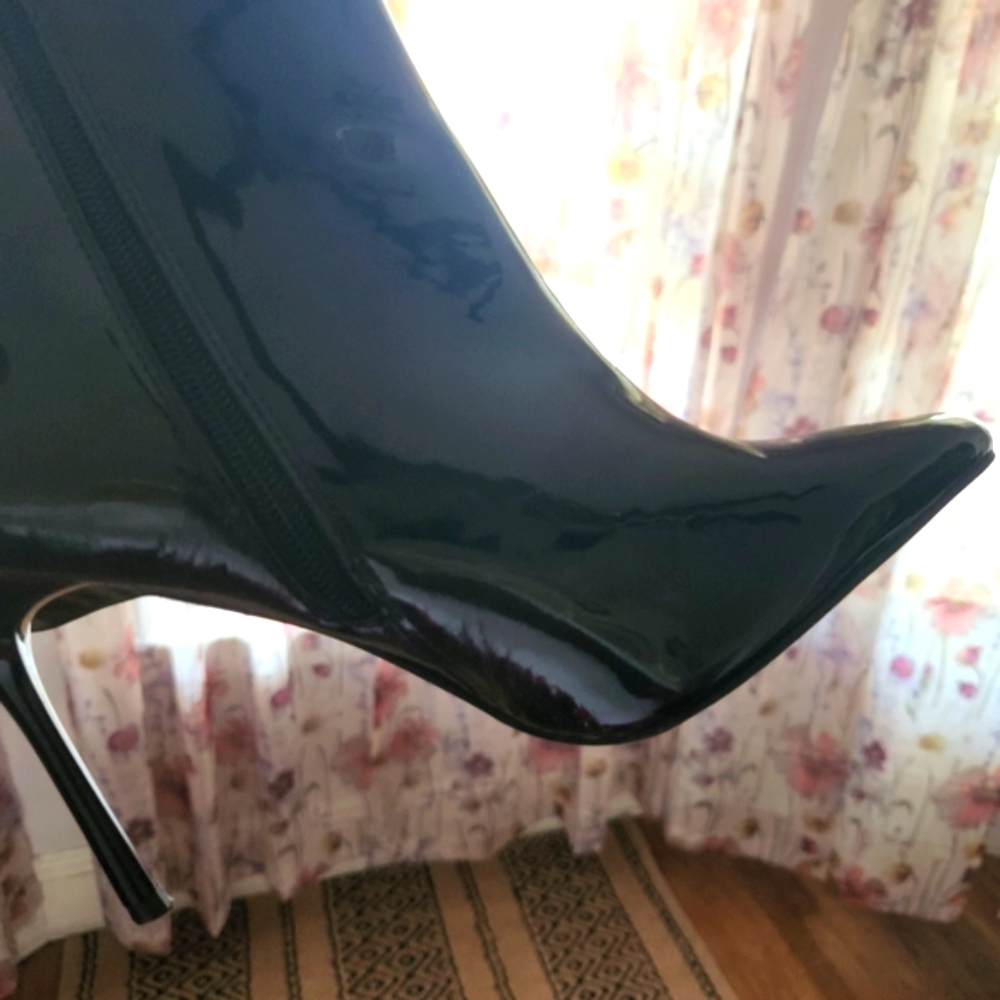 Black Patent Leather Knee-High Boots - Picture 11 of 14